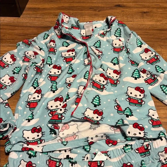 Hello kitty pajama set - Picture 2 of 2